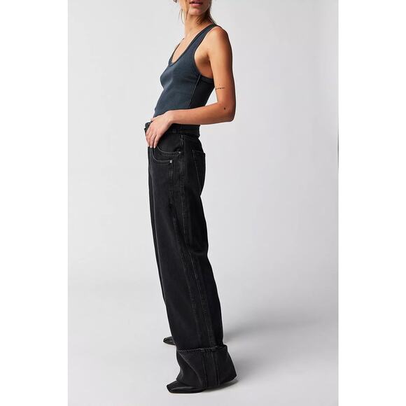 We The Free Final Countdown Cuffed Low-Rise Jeans - Picture 2 of 6